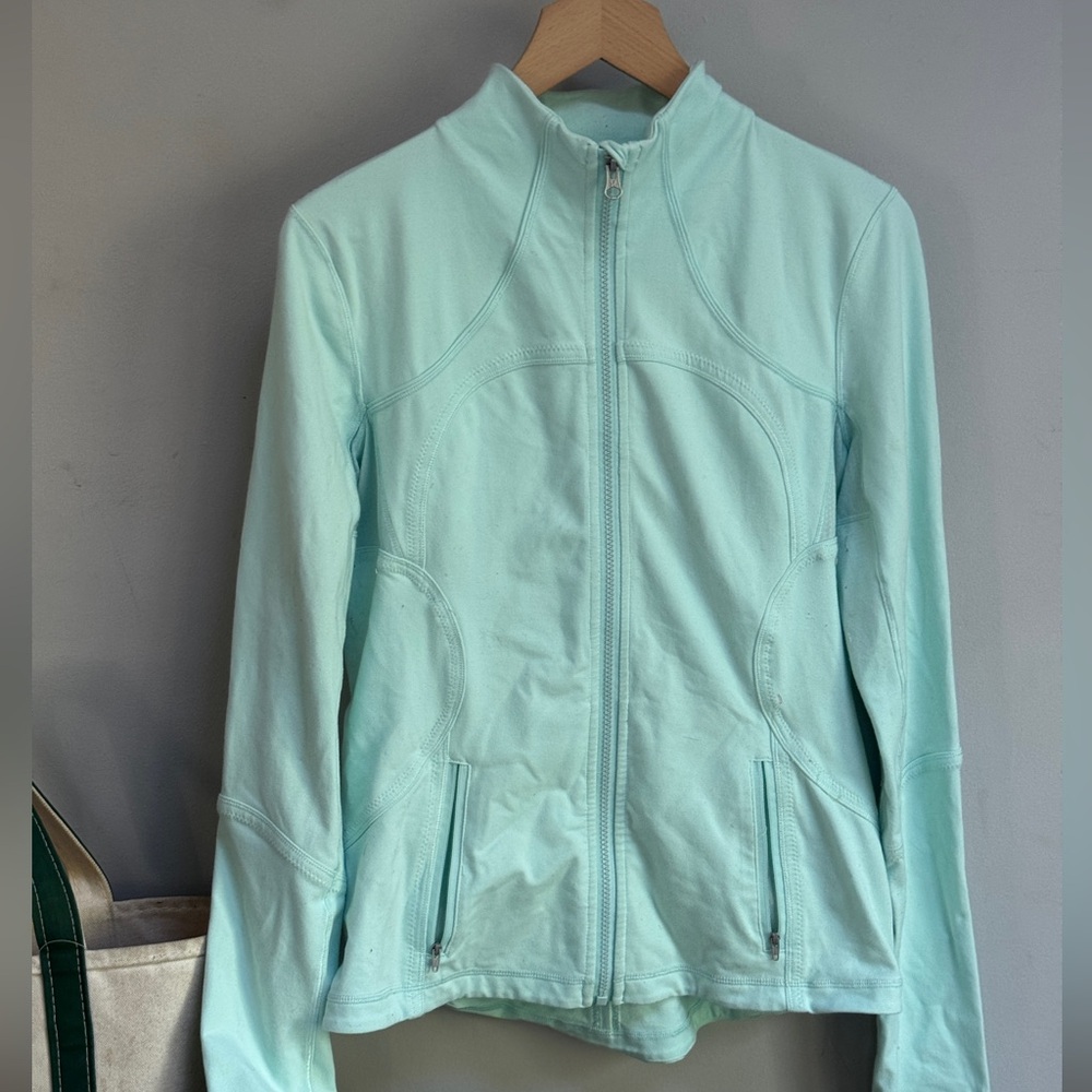 Women’s Lululemon Forme Jacket - size 10 (so soft!) - Picture 2 of 5